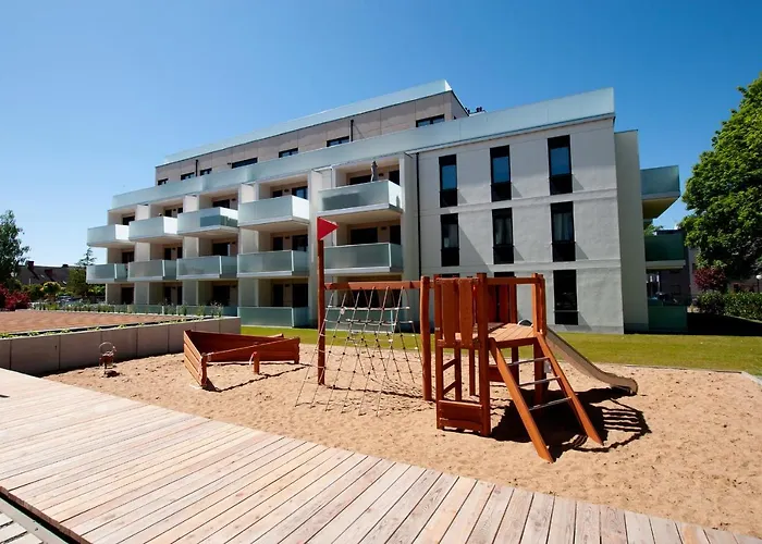 Ikar Z Widokiem Na Morze W Kompleksie Platinium Apartman