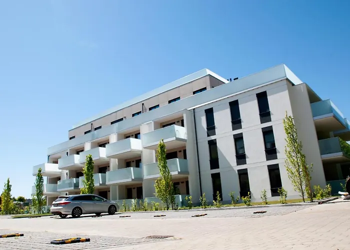 Ikar Z Widokiem Na Morze W Kompleksie Platinium Apartman Rewal